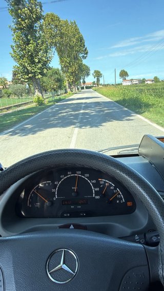 Mercedes-Benz Sprinter 2002