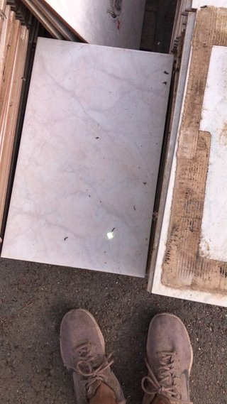 Azulejo de baño mármol claro