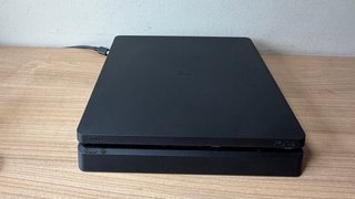 PS4 SLIM 1TB + 2 MANDOS + JUEGOS + CAJA ORIGINAL