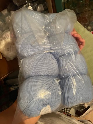 Gomitoli filato azzurro Tropical Lane