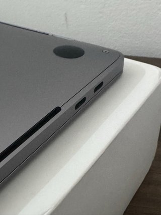 MacBook Pro 13” 2020 A2251 i5 16GB 1TB