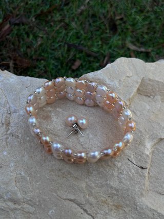 PERLAS REALES agua dulce (Pulsera y pendientes)