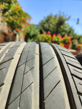 Neumáticos 215/50 R18 92W Brigeston Turanza 5