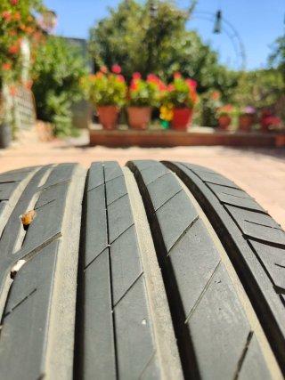 Neumáticos 215/50 R18 92W Brigeston Turanza 5