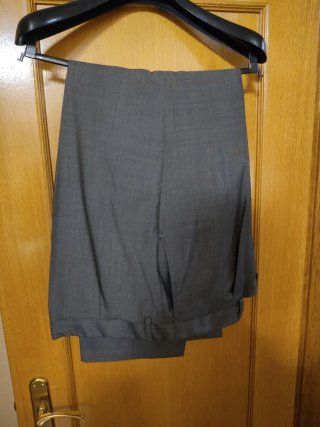 Traje de caballero Pierre Cardin gris Talla 52-54