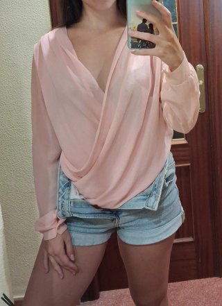Body rosa de manga larga de tela fina