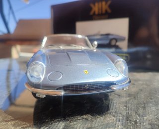 Ferrari California Edición Limitada 1 de 750 1/18