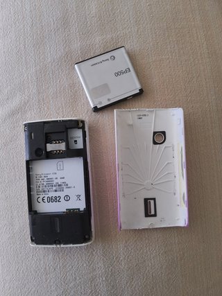 Sony Ericsson Xperia Bianco