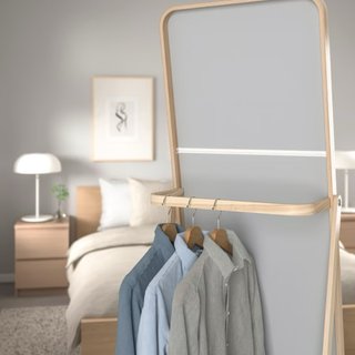 Espejo de pie Ikea IKORNNES madera