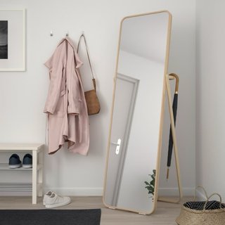Espejo de pie Ikea IKORNNES madera