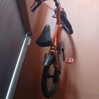 Bicicleta infantil naranja Btwin