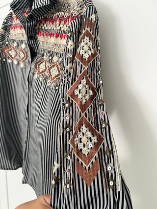 Blusa mujer rayas bordada