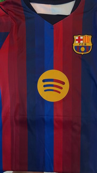 Camiseta Barcelona Lamine Yamal 10 más parche