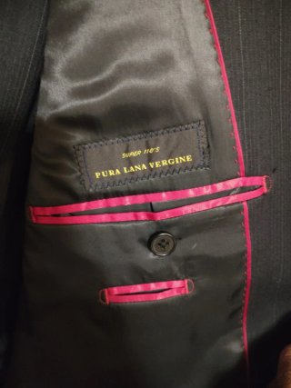 Traje de caballero gris oscuro con rayas talla 58