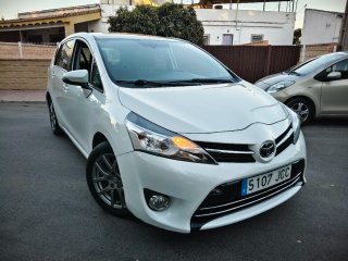 Toyota Verso 2015