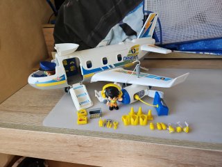 Avión Pinypon Action con Accesorios