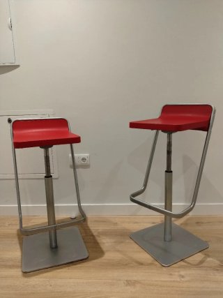 Taburete Alto Rojo y Plateado