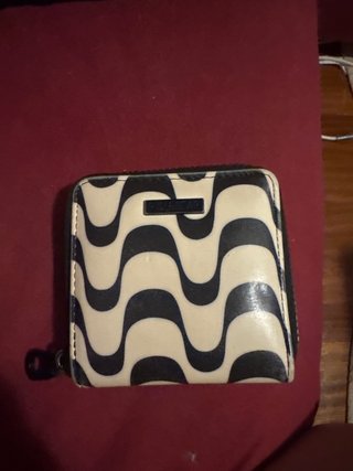 Cartera Pull&Bear beige y negra