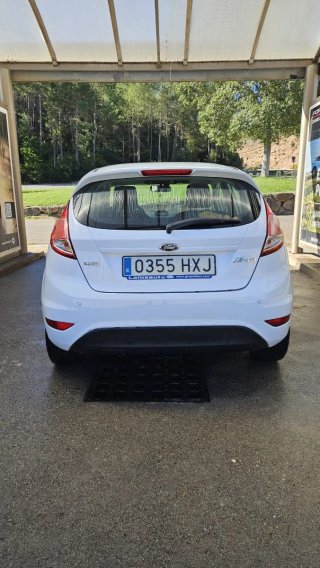 Ford Fiesta  automático