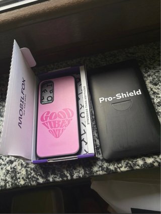 Cover Mobilfox + Pellicola Pro-Shield