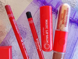 Set de maquillaje labios,rostro,uñasy ojos