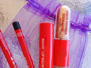 Set de maquillaje labios,rostro,uñasy ojos
