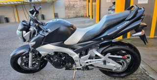 Suzuki GSR 600 Negra/Gris