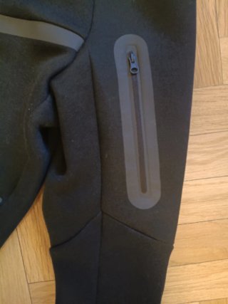 Chaqueta Nike Tech Negra