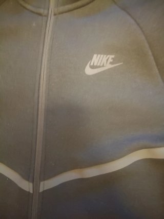 Chaqueta Nike Tech Negra