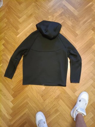 Chaqueta Nike Tech Negra