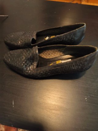 Mocasines negros tejidos