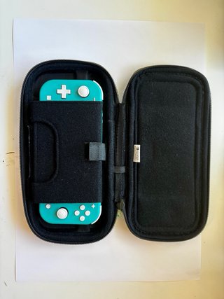Nintendo Switch Lite Turchese + custodia e astuccio