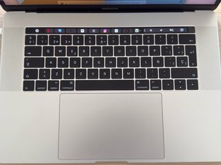 MacBook Pro 15” 2016 i7 16GB 1TB SSD