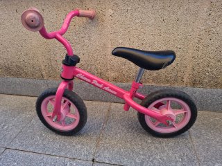 Bici sin pedales rosa Chicco