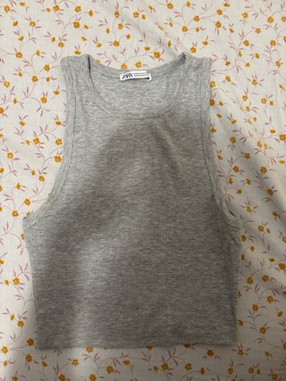 Top Zara Básico Gris Talla M