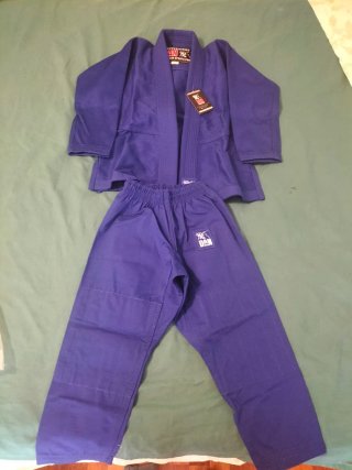 Kimono Dan azul niño talla 110 a estrenar