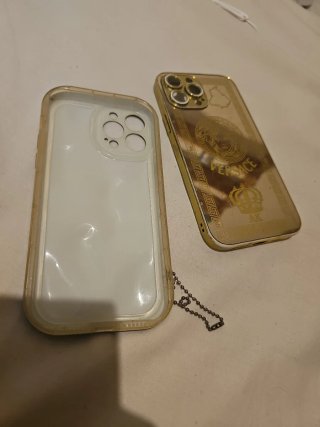 Cover iPhone 13 Pro Max Nike e Versace