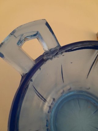 Azucarero antiguo vidrio prensado azul años 40