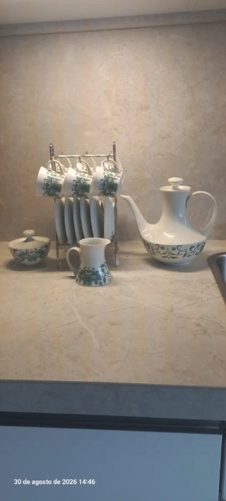 Juego de café Bidasoa porcelana y metal