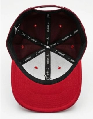 Gorra Jordan Edición Roja Nueva