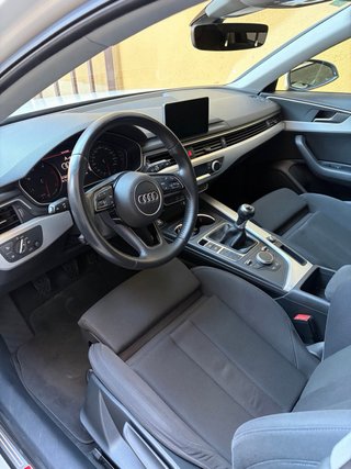 Audi A4 Avant S line