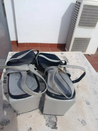 Sandalias Y2K tacón ancho vintage