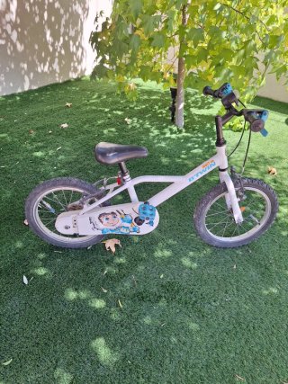 Bicicleta infantil BTWIN blanca