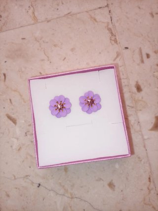 Orecchini fiore lilla con strass