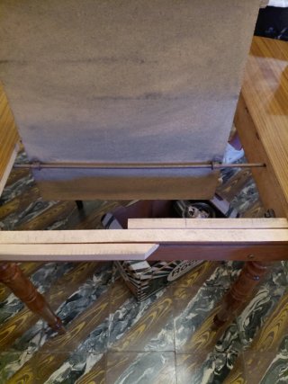 Mesa extensible de madera y formica