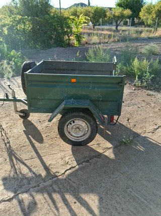 Remolque coche 500kg medidas 120x100x0.50
