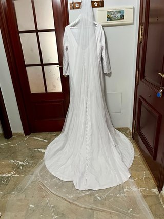Vestido de Novia con Velo