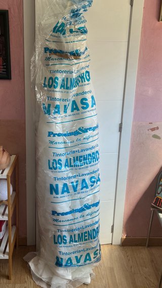 Vestido vintage dorado y blanco 2000
