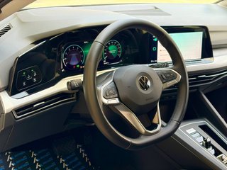 Volkswagen Golf Life 1.0 eTSI 81kW (110CV) DSG Variant