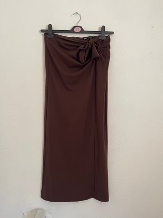Falda larga Zara